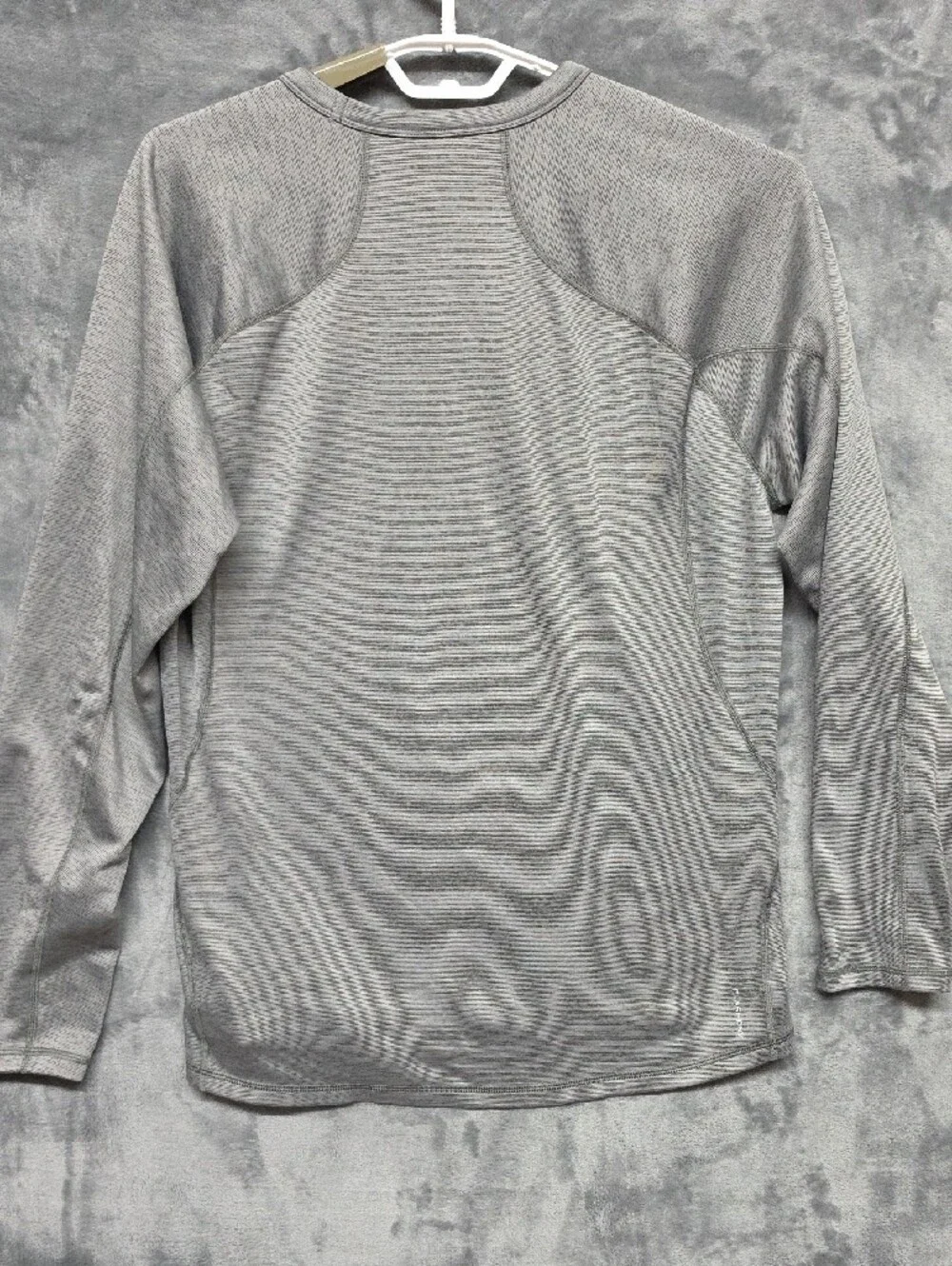 The North Face Men's Long-Sleeve Crew Fleece Light Gray sz Large